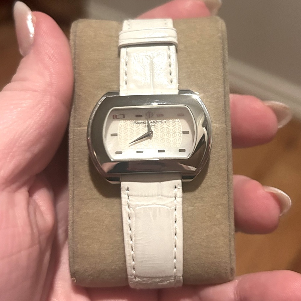 Baume & Mercier women’s Hampton watch